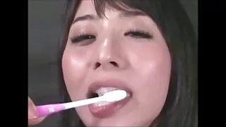 سینگ گھوبگھرالی بالوں والی hottie کے ساتھ سیاہ سکس سگ به انسان دھوپ سواری اور ایک مشکل ڈک بیکار ہے