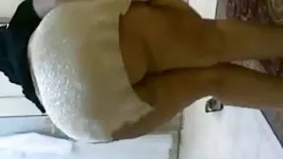 خوبصورت ماں سلویا ہے پرجوش کیمرے پر سکس با زن 30 جنسی